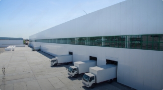 UK WAREHOUSING Image